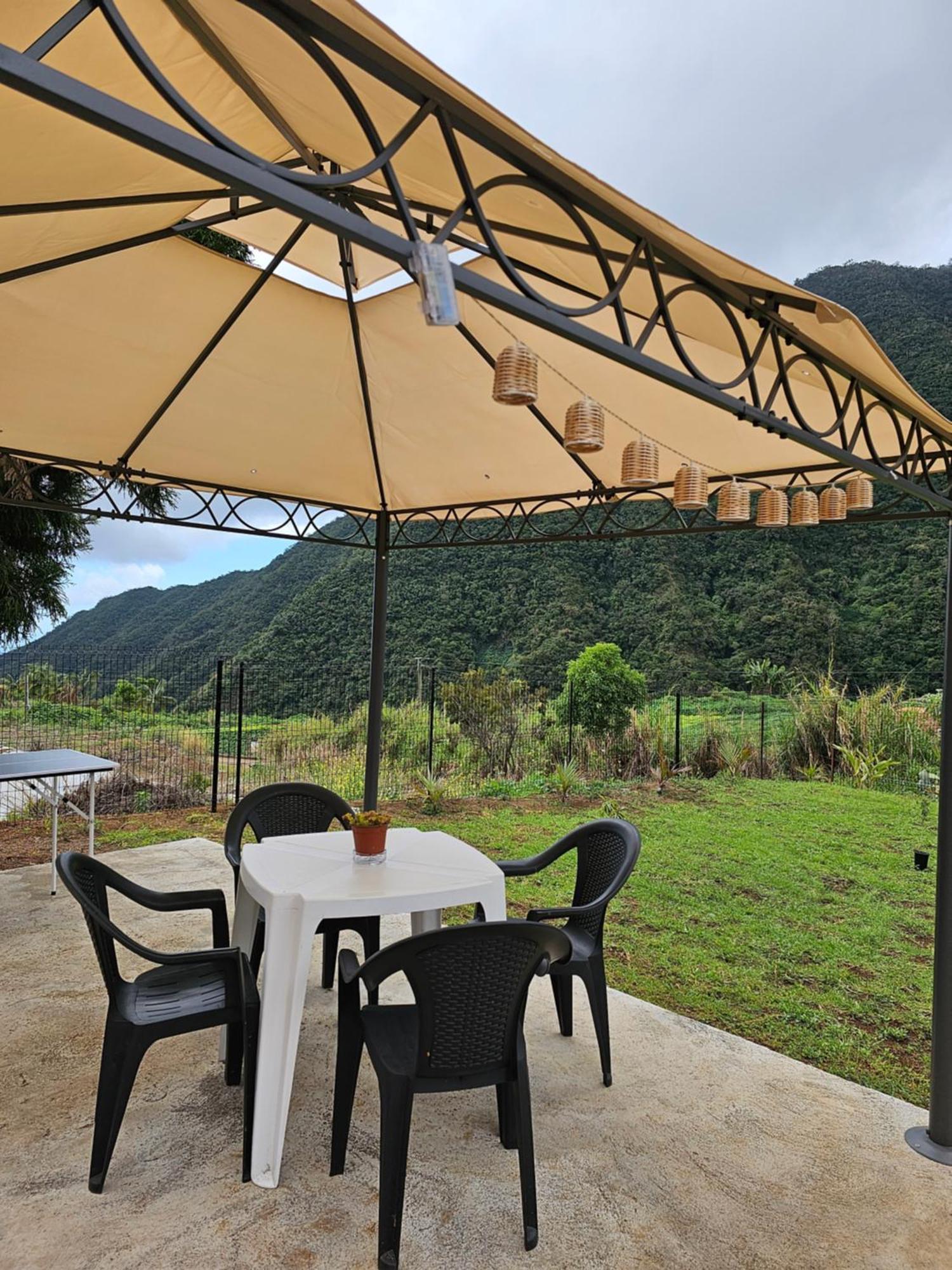 Au Coeur Des Plantations Guest House La Possession Bagian luar foto