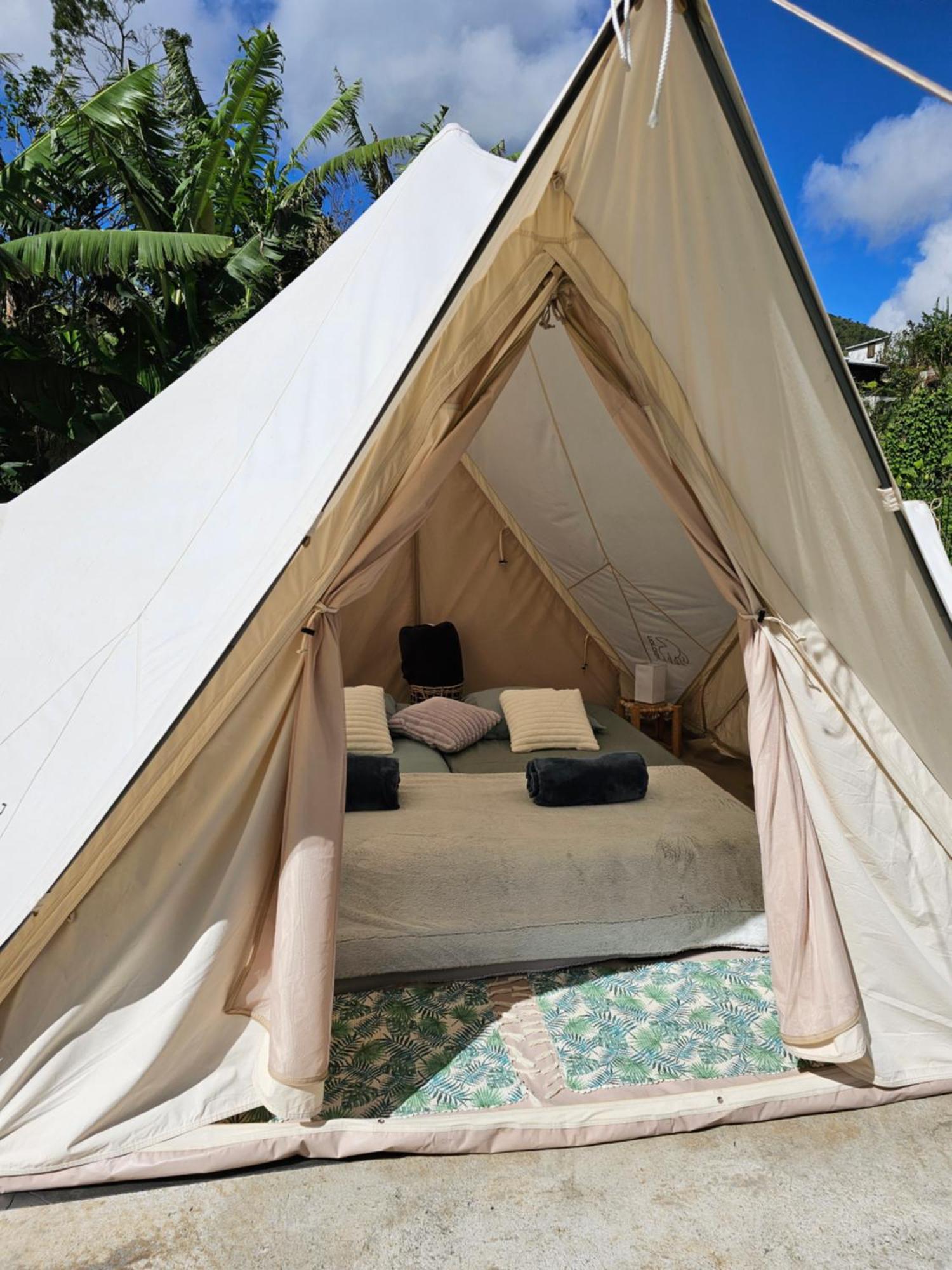 Au Coeur Des Plantations Guest House La Possession Bagian luar foto